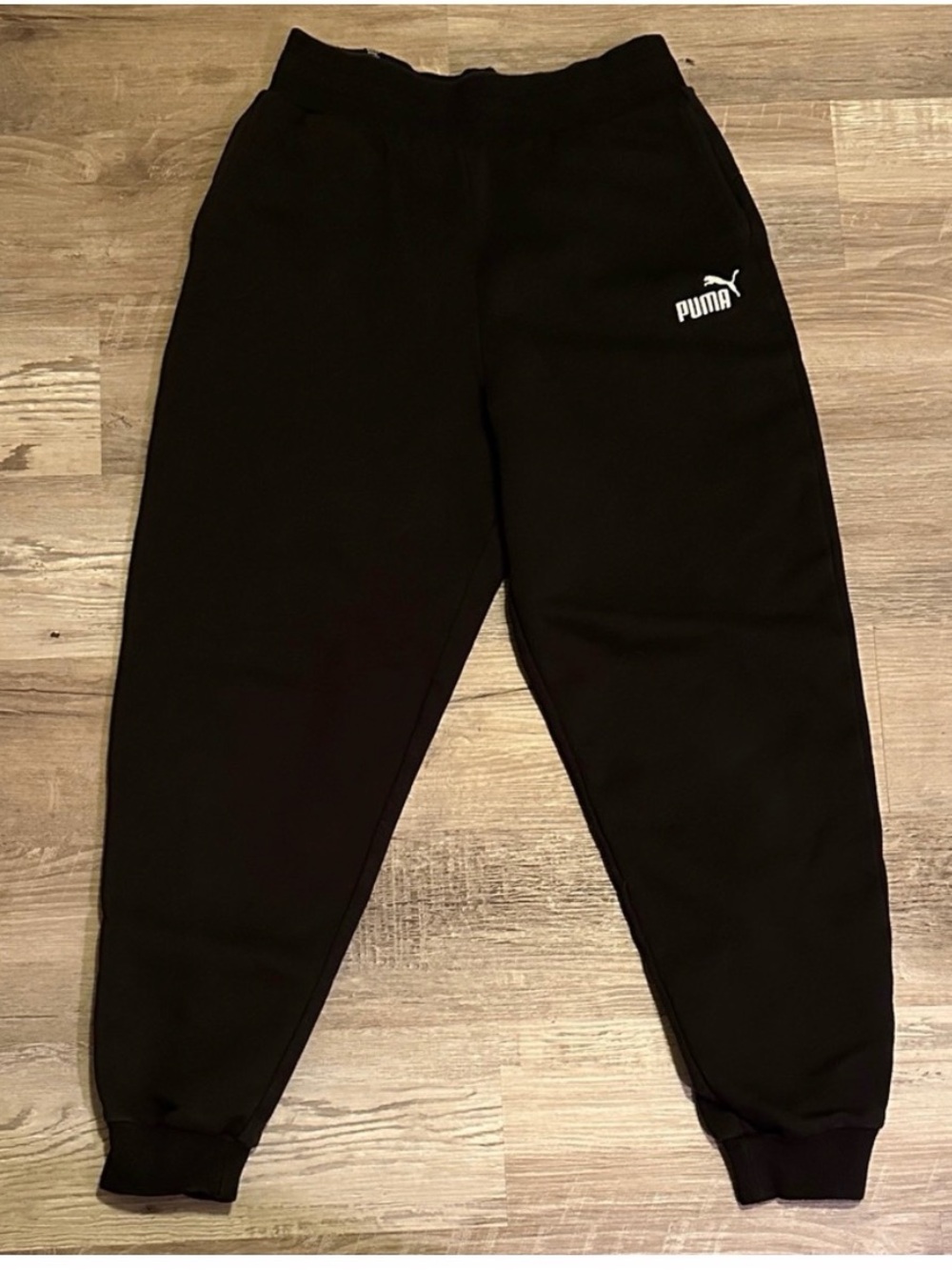 Puma Essential Joggers